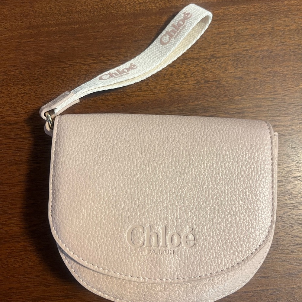 Pink Chloe vegan 🌱 Wristlet